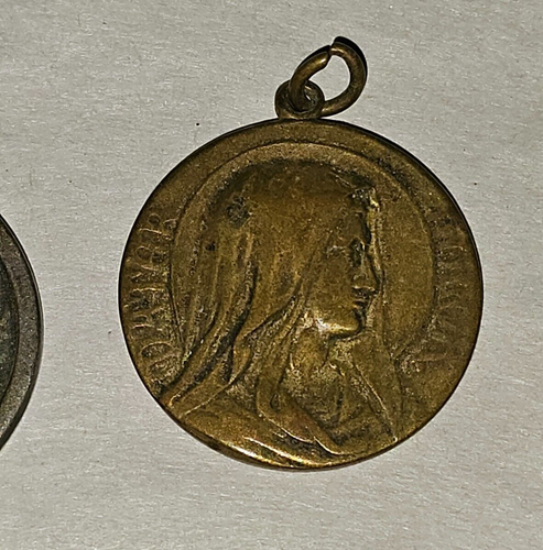 Vintage 2 Piece Religious Medal Pendants Miraculous Datar Sacred St. Christopher - Picture 3 of 10