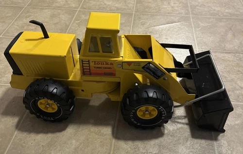 Vintage Tonka Turbo Diesel XMB-975 Front End Loader Pressed Steel 20.5x8in