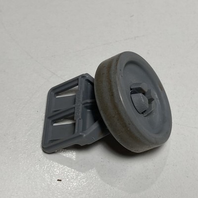 OEM D5233 ASKO Dishwasher Replacement Parts Lower Rack Wheel Castor 8079127
