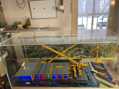 Schmidbauer Spezialtransportbetrieb in Acryl Show-Case 121x54x51 cm