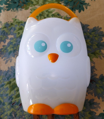 Munchkin Owl Night Light Kids Toddler Light My Way Battery Carry Lamp