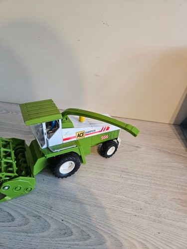 ultra rare ace champion Combine Harvester 1:32 Scale Model Toy turning wheels - Picture 10 of 11