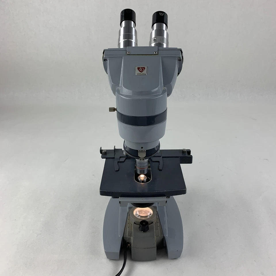 Microscopio de laboratorio American 1037 Spencer 100/1,25, aceite 10/,25, 45x NA 56 Foto 2 de 4