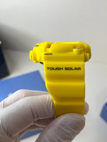 CASIO G-SHOCK GF-8250-9JF Yellow Rubber Solar Digital Watch FROGMAN Unused Japan - Picture 10 of 24