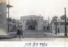 1924 Vamp Young Flapper Poses by Valdosta Foutain Georgia