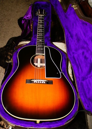 1994 Gibson 1934 Jumbo Centennial Model with Certificate of Authenticity - Picture 11 of 14