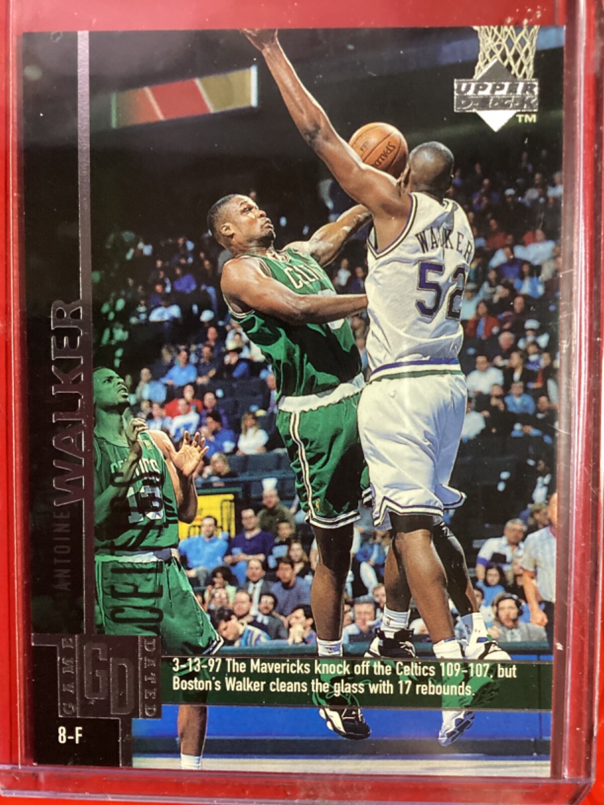 ANTOINE WALKER  1997-98 Upper Deck 6 Game Dated Memorable Moments Tc2