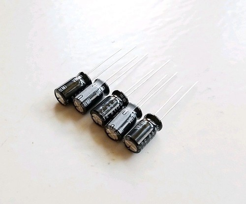 NEW - 5 Pcs - Nichicon 10uf 100v 6X11 Capacitor - Picture 5 of 5