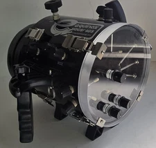 Equinox HD DSLR Underwater Housing  Canon 7D + EF Zoom Gear System – Near-Unused