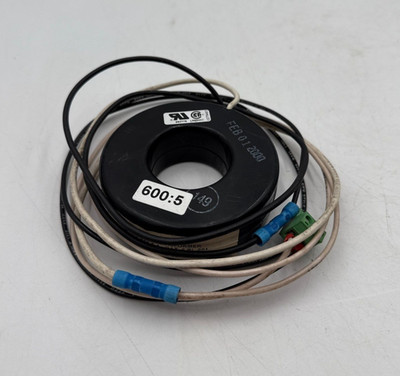 25VA Instrument Transformers 5RL-601 Current Transformer 600 VAC Ratio 600:5