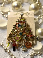 Rare Large NOS Kirks Folly Gift Themed Enamel Christmas Tree Brooch Pendant 3.5”