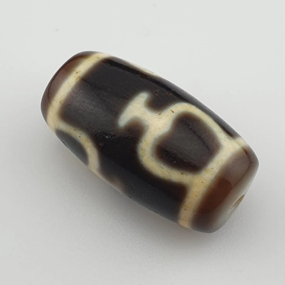 Treasure vase unique pattern himalayan tibetan agate dzi bead amulet - Image 3 of 4