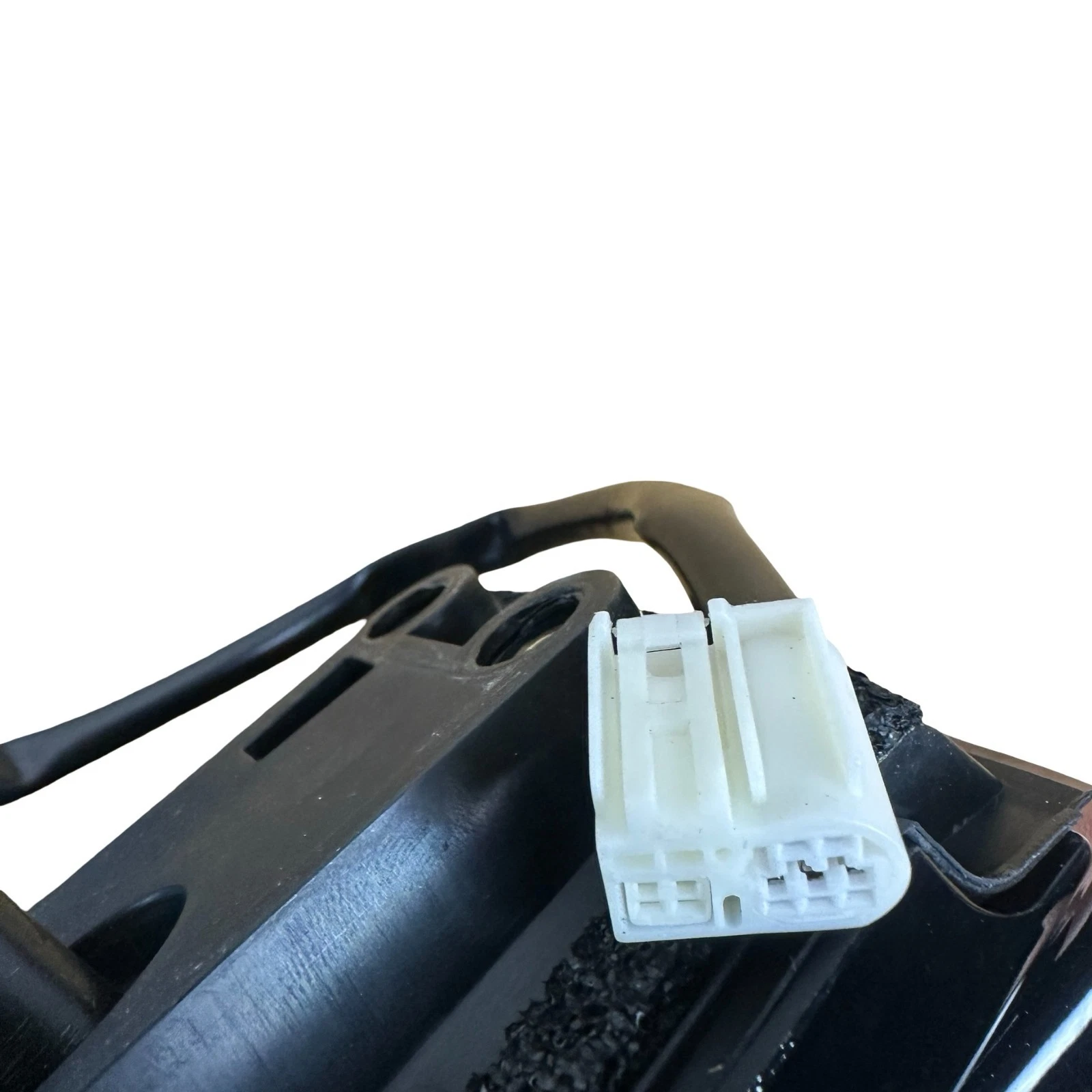 TRQ Driver Side Mirror Assembly Connector View