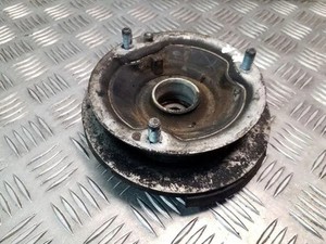 BMW 5 Touring E61 Stoßdämpferhalter hinten rechts 6760943 2.50 Diesel 25134847