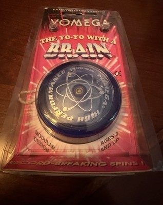 blue Yomega The Original Brain yo-yo
