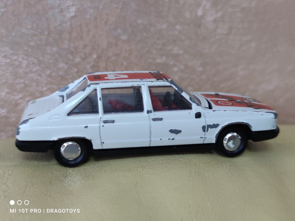 VINTAGE CAR TOY TATRA 623 DIECAST 1/48 PLASTIC TIRES NAREX N4