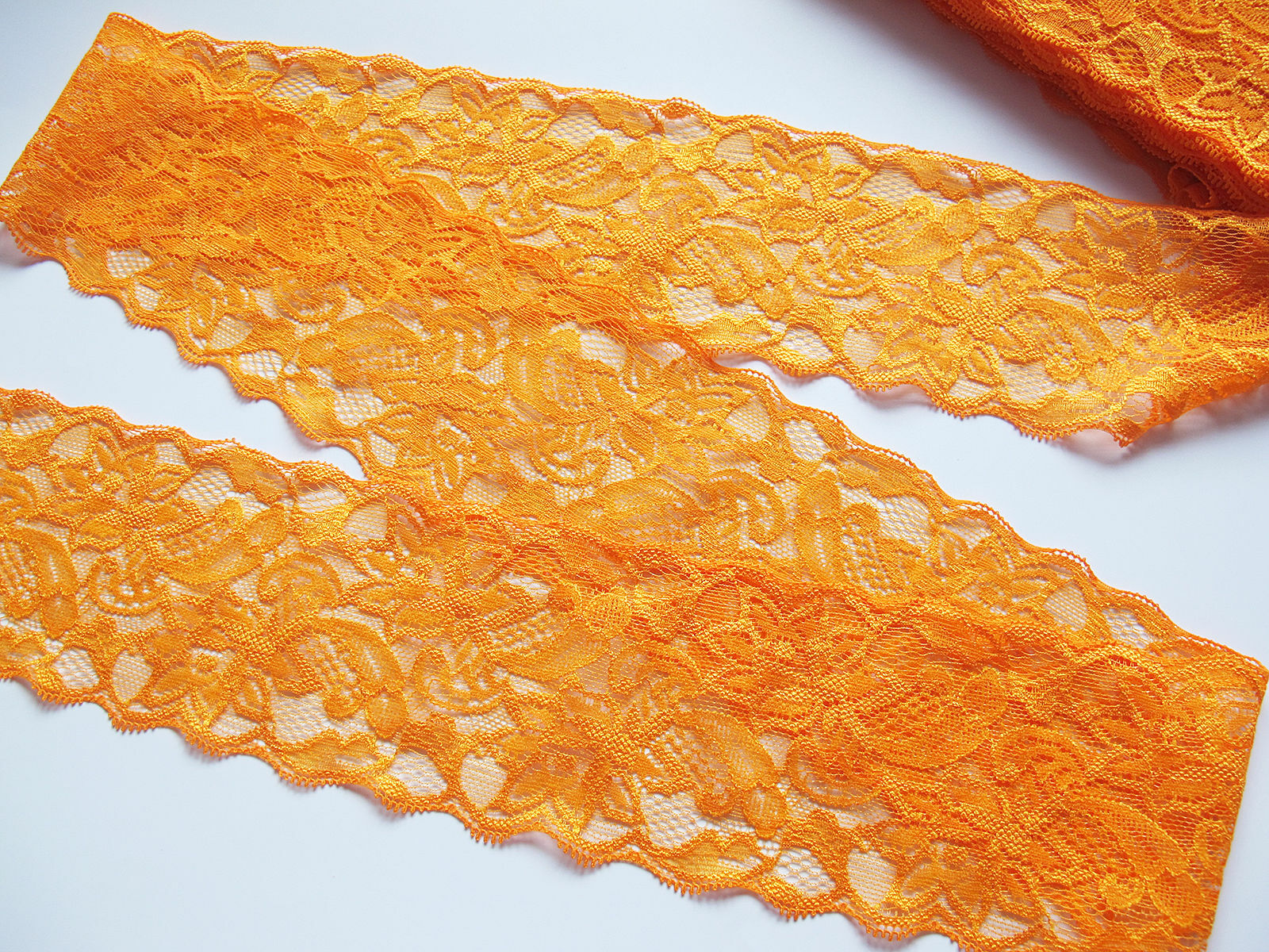 21. Orange