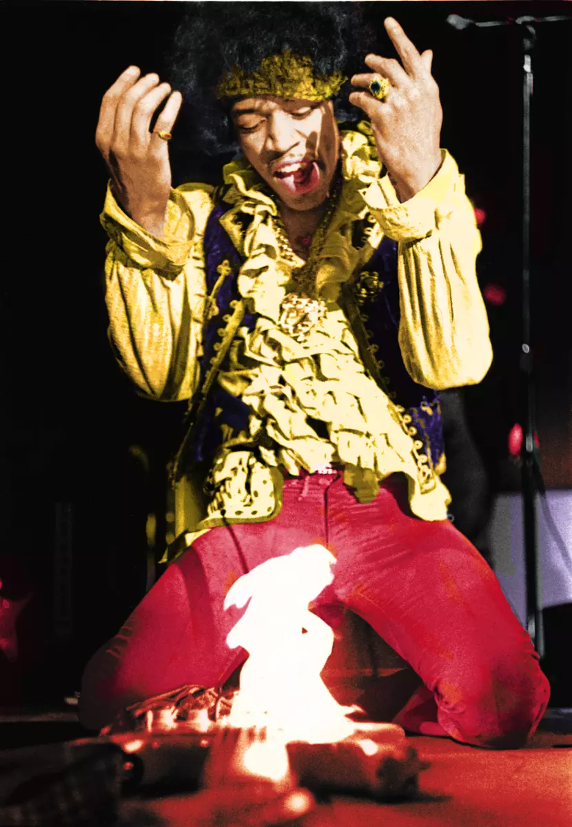 Jimi burning guitar online