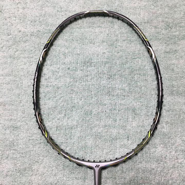 Yonex Nanoray 900 Badminton Racket 3Ug5 With Crack From Yonex Nanoray 900 Badminton Racket 3Ug5 With Crack From
