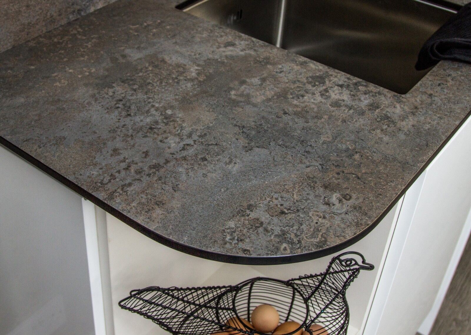 Caldeira Zenith Solid Compact Laminate Kitchen Worktop 12.5mm Thin