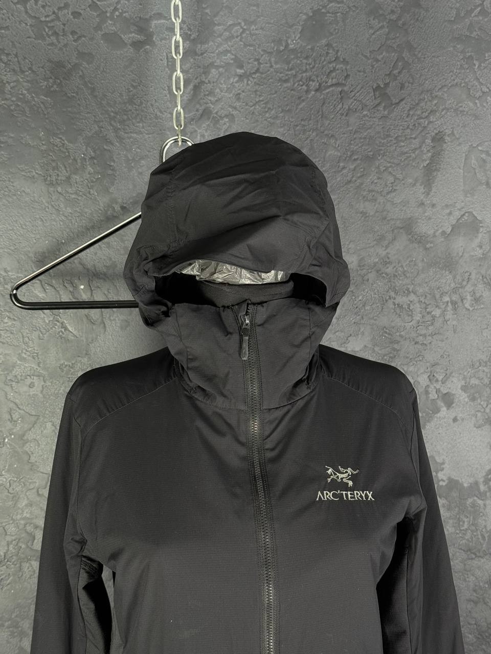 Arc'Teryx Atom LT Hoody Jacket Women's Size M Black image 5