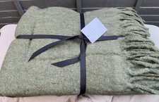 JOHN LEWIS GREEN WOOL BLEND TASSLE THROW 140CM X 200CM BRAND NEW HOMEWARE