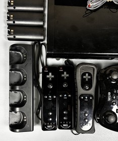 Nintendo Wii U 32GB Console w/Extras