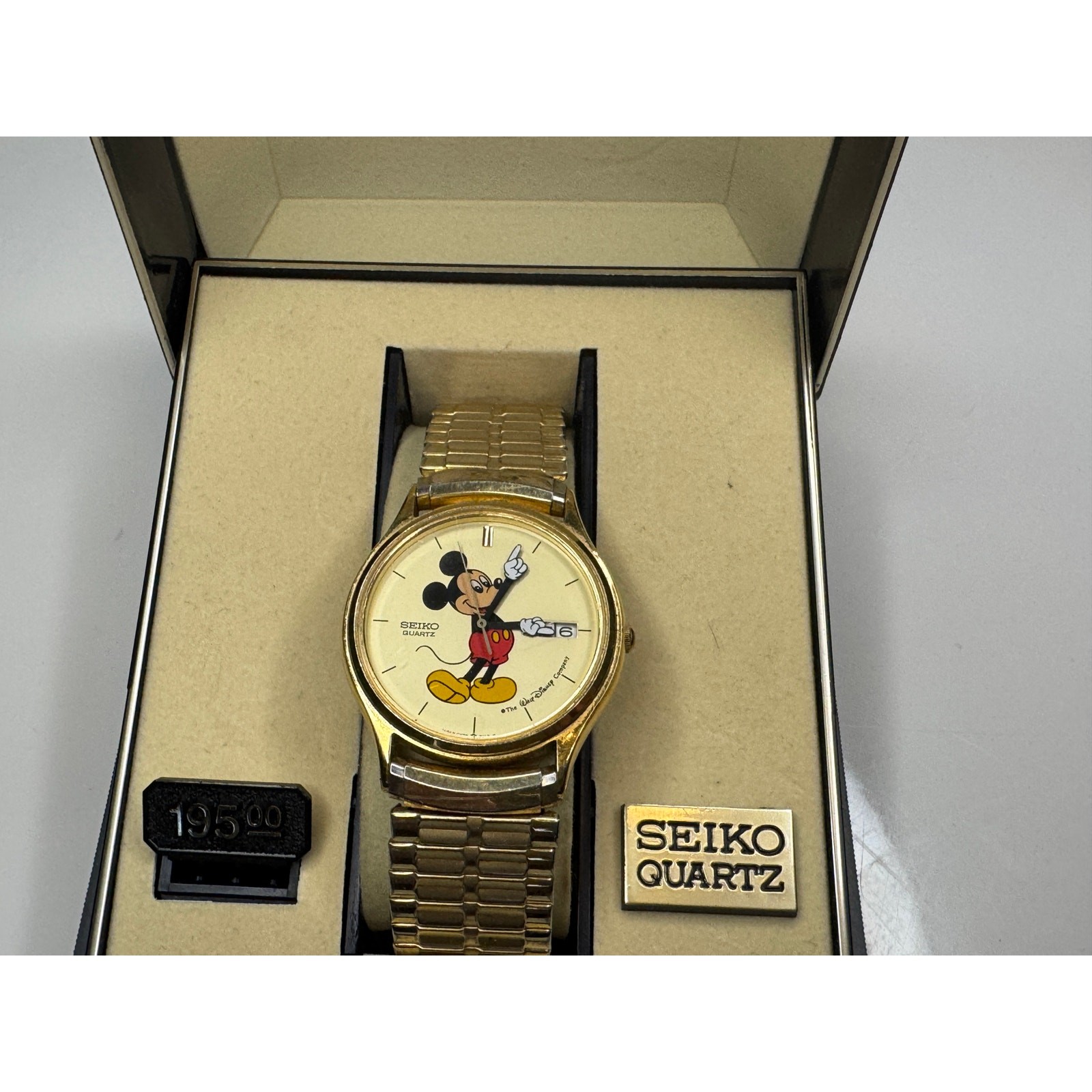 5Y23-7079 Watch | Mouse Mickey Vintage Quartz Seiko | c.1991 - vintagewatches.pk
