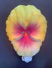 Liquidation Wholesale Case Of 24 Ibis and Orchid Design Pansy Nightlights New