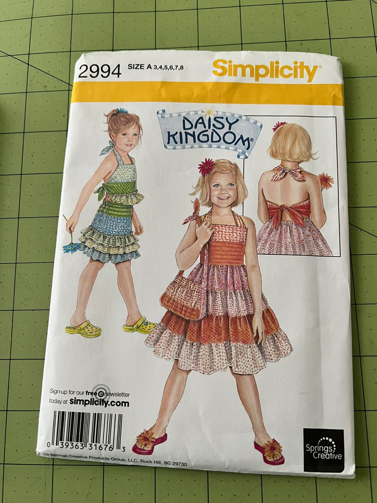 Girls Simplicity 2994 Daisy Kingdom Dress, Top, Skirt & PurseSize 38