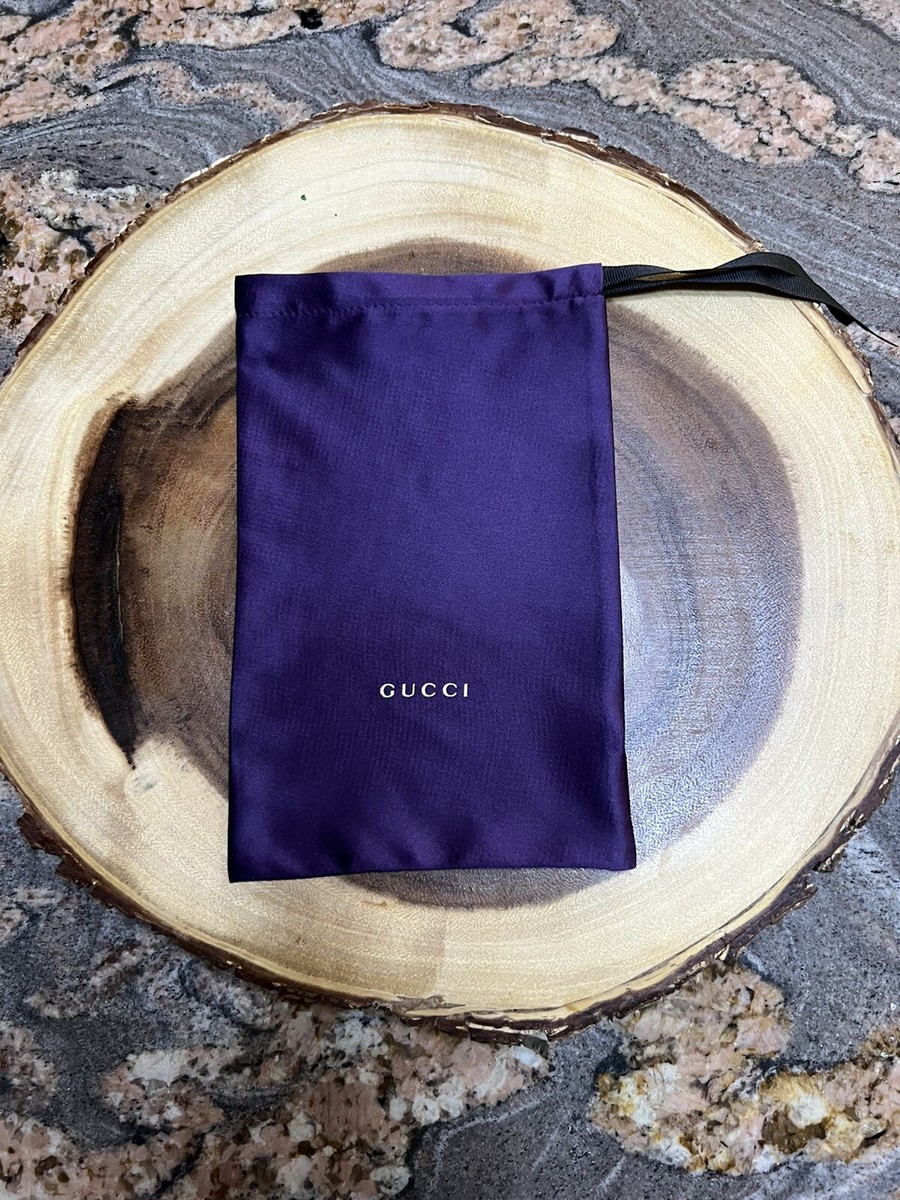 Authentic Gucci. Bag Carrying Pouch For Glasses /sunglasses  display picture 3