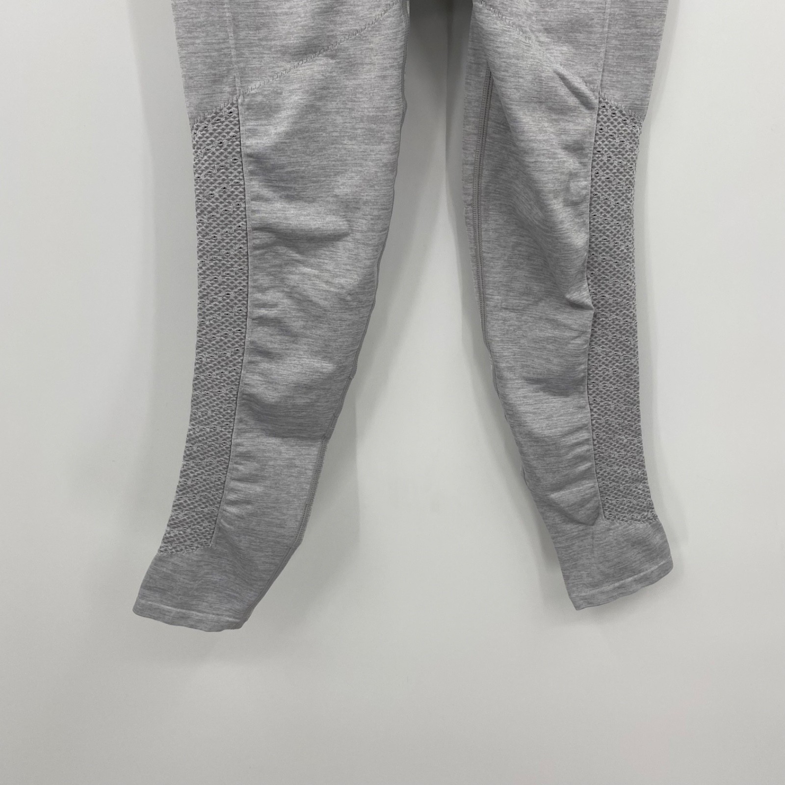 Fabletics Leggings Capri Compression Activewear W… - image 3