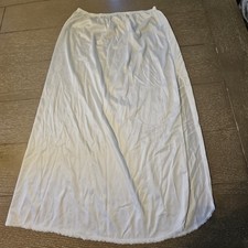 Vassarette MEDIUM White Nylon 32" Long Half Slip 11-122