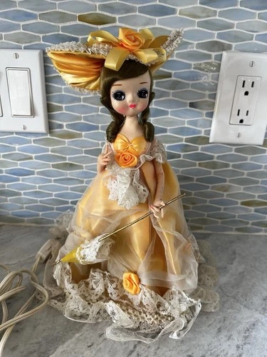 Vintage Bradley Big Eye Doll Lamp Night Light 11 1/2” Korea WORKS