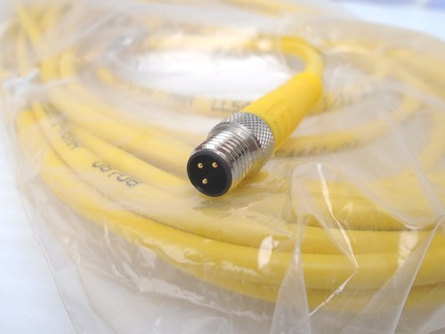 TURCK - PKG 3M-7-PSG 3M - 7M / 22ft - 3Pin M8 EXTENSION CORD SET - 125V - 4A - Picture 3 of 12