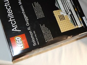 LEGO 21035 Solomon R. Guggenheim Museum Architecture New York City USA NY