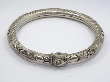 ANTIQUE CHINESE QING SILVER REPOUSSE FLORAL LOTUS WEDDING BRACELET 老銀手鐲