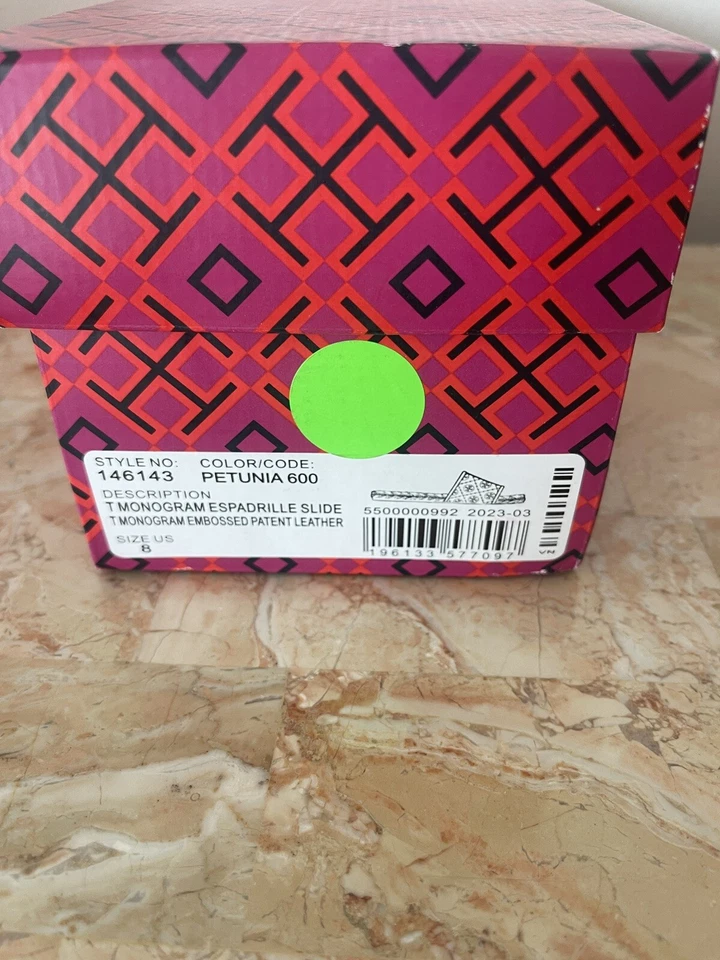 Б/у слайды Tory Burch пустая коробка 10,5x4,5x4 дюйма с тканью отличное состояние товара - Изображение 2 из 4