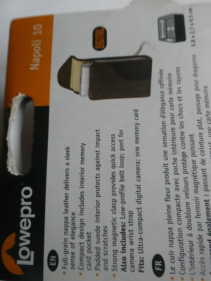 brand new lowepro red naploi 1o digital camera case - Image 4 of 4