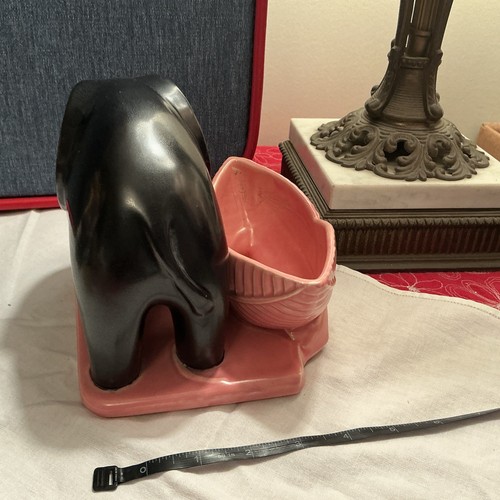 Mid-Century Pink & Black Shawnee Elephant Planter - Very Good Condition - Picture 6 of 7