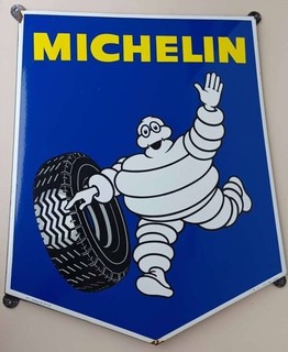 Plaque émaillée ancienne Bibendum pneus MICHELIN