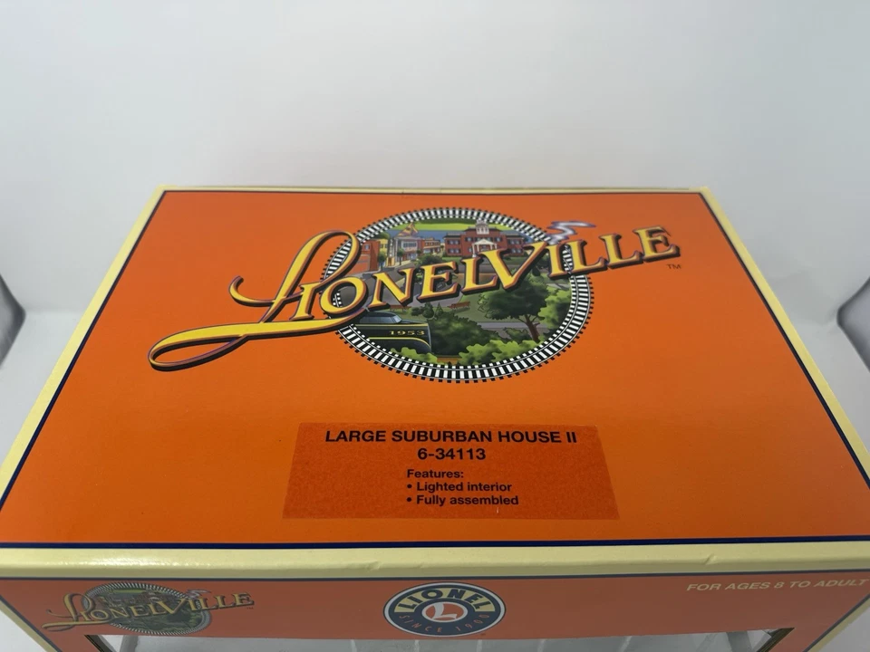 Lionel 6-34113 Lionelville O Scale Large Suburban House II Gray Lighted NIB NOS - Image 2 of 4