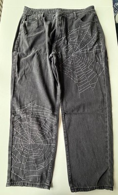 Disturbia Damen Jeans mit Spinnennetz Stickereien
