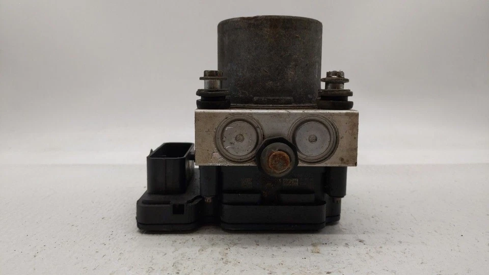 2014-2014 Dodge Grand Caravan Abs Pump Control Module USJCA - Image 4 of 4