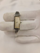 GUCCI 1500L analog quartz dial ladies watch Working
