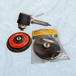 Craftsman 875-199760  Pneumatic Sander With 2 6” Sanding Pads