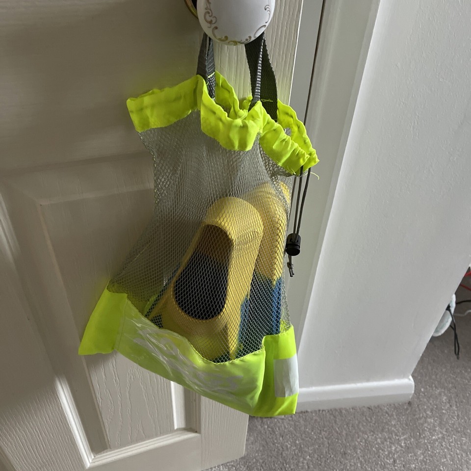 Zoggs Training Fins UK Size 45 With Carry Bag eBay