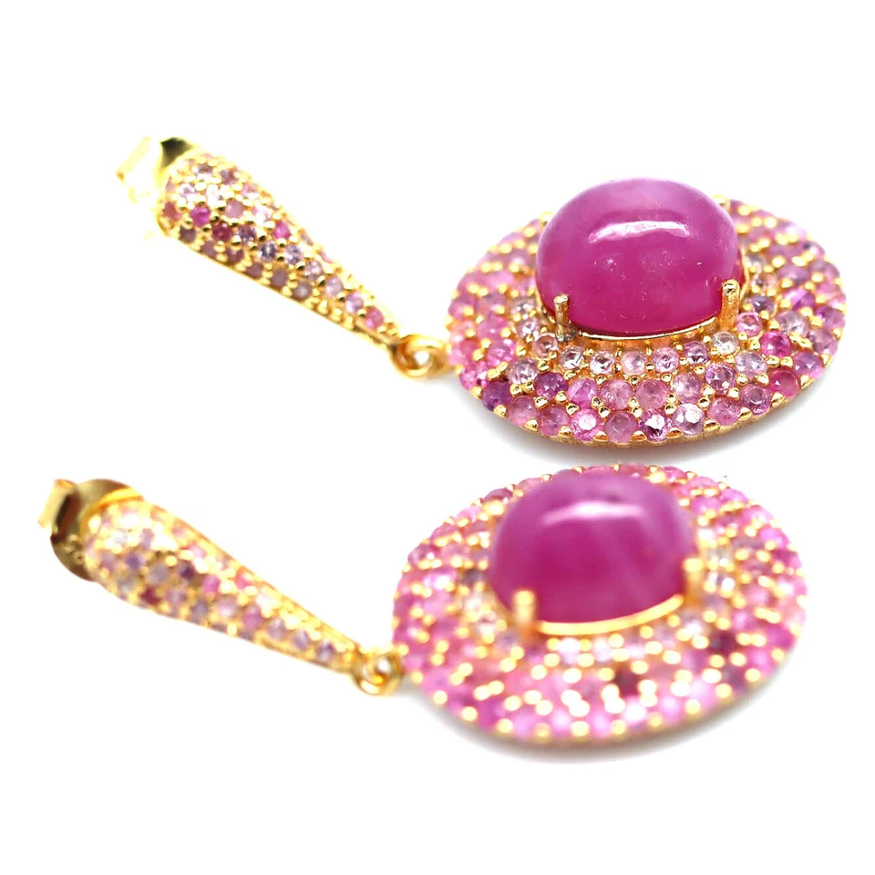 Plata de ley 925 chapada en oro de 18 quilates 8 x 9 mm. Pendientes de rubí rojo y zafiro rosa Foto 2 de 4