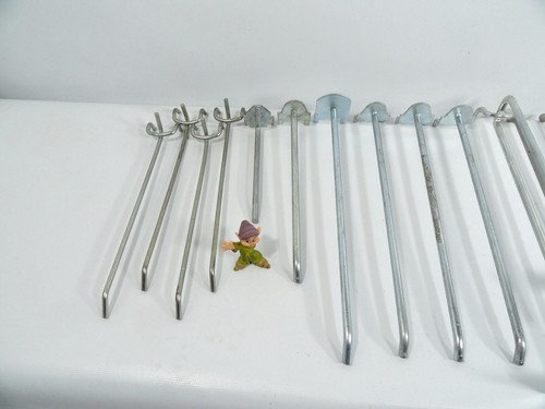 20 Piece Mix Set of Pegboard Hooks , Straights, & Gridwall Hooks - Picture 2 of 4