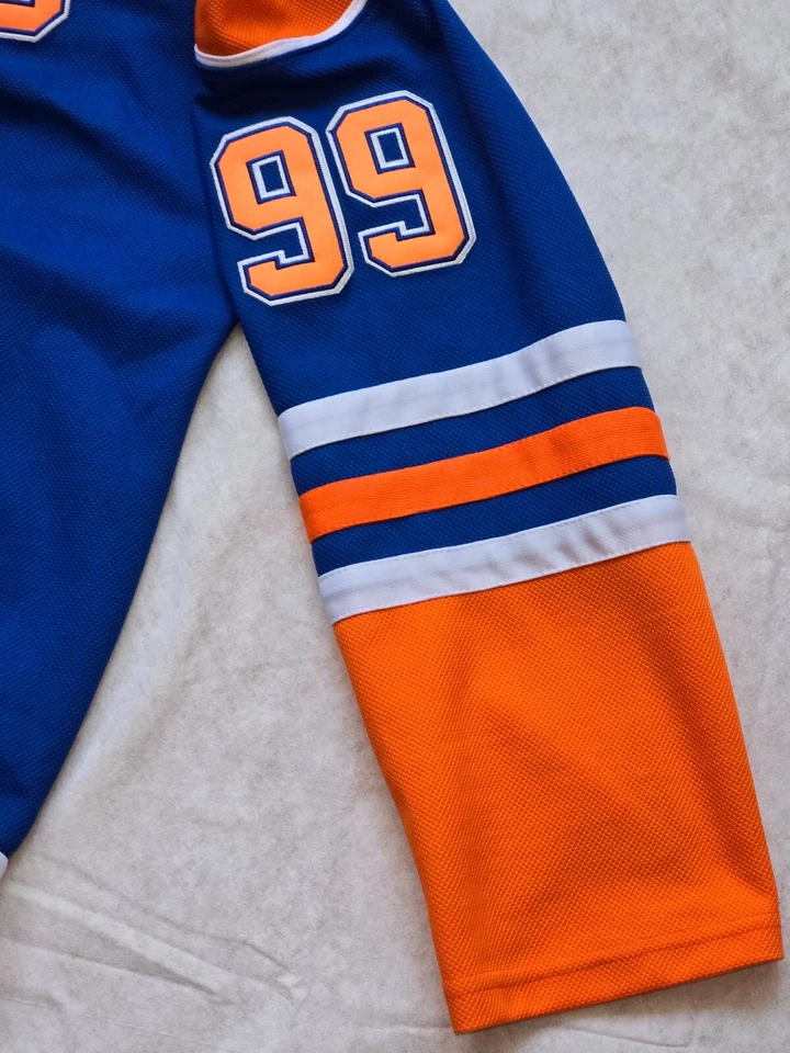 WAYNE GRETZKY #99 EDMONTON OILERS NHL BLUE/ORANGE JERSEY CCM SIZE 52 MADE CANADA - Image 4 of 4